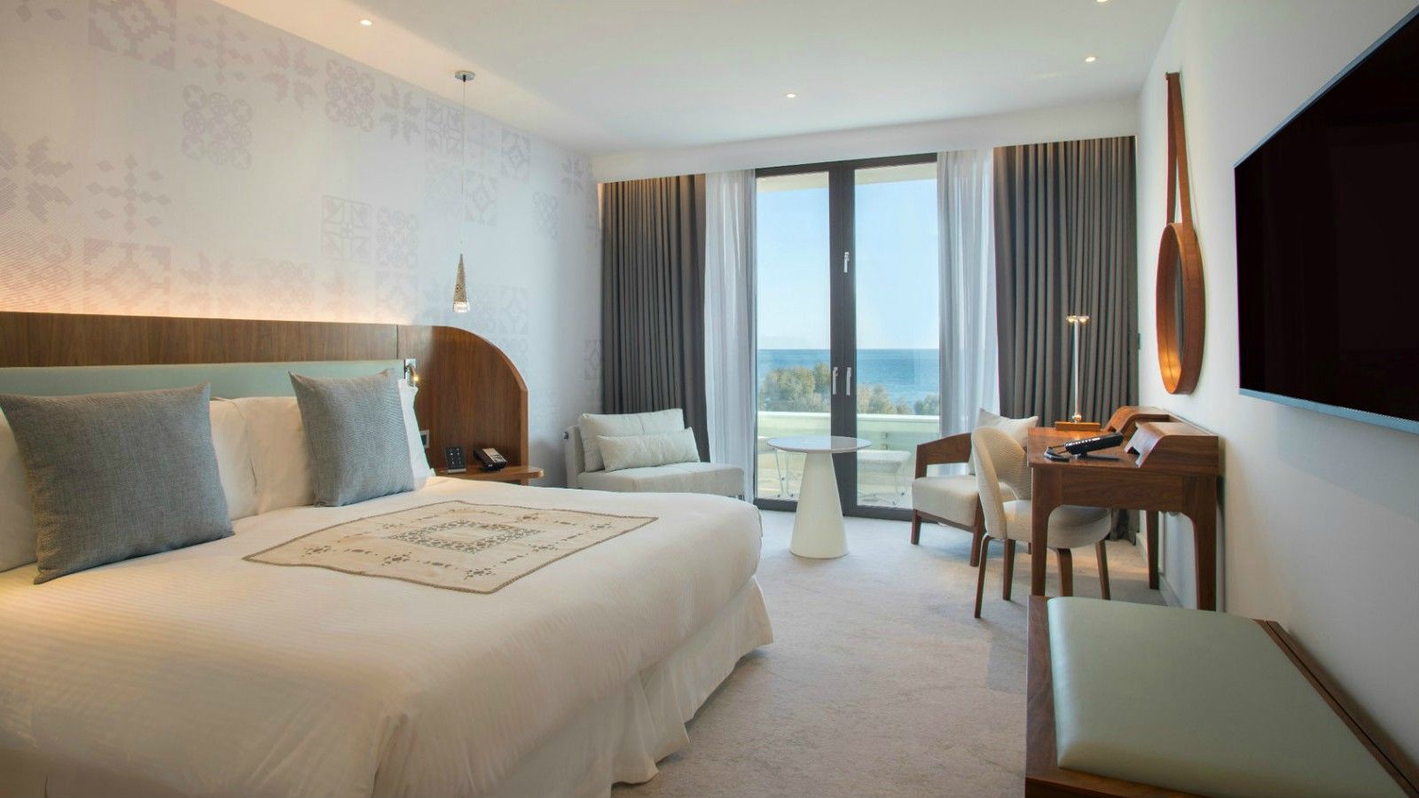 Superior King Bed Sea View
